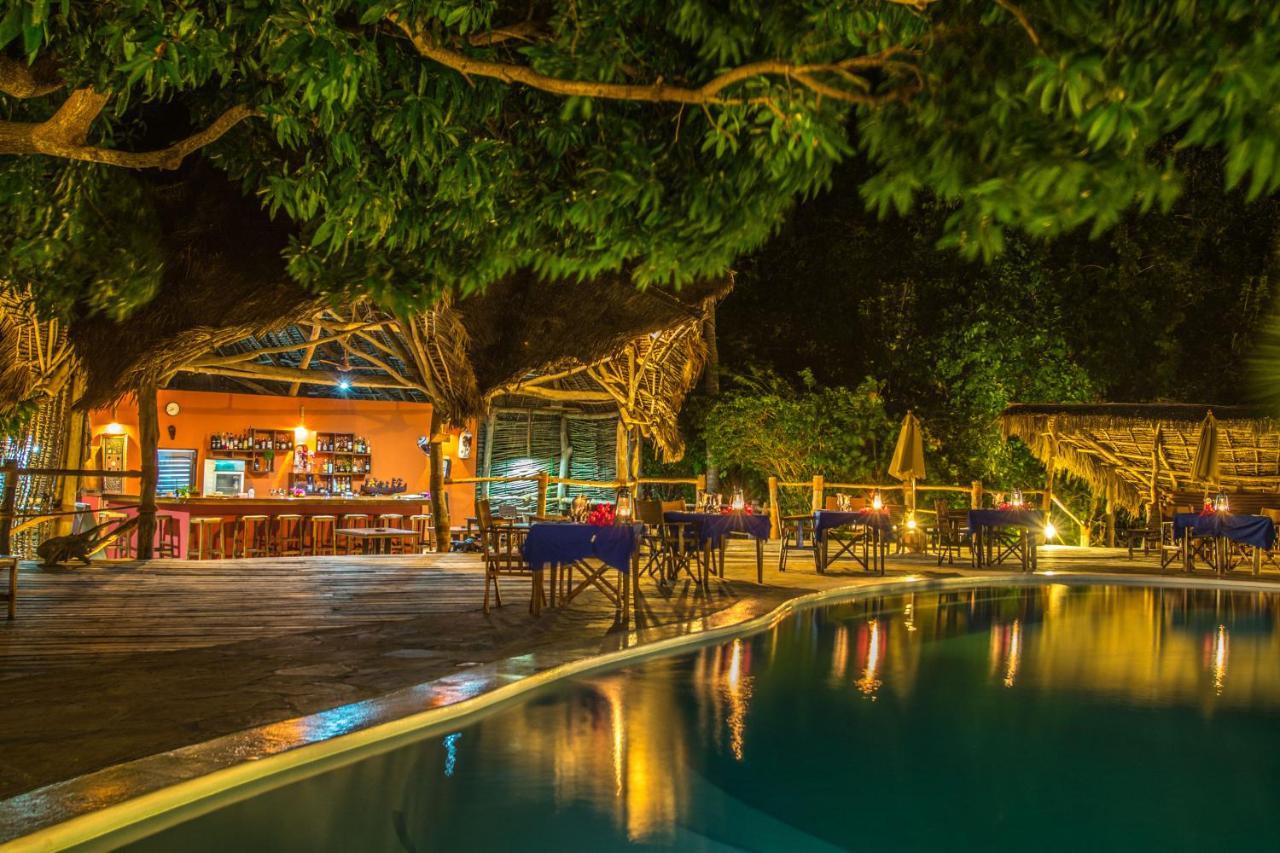 Fundu Lagoon Wambaa Buitenkant foto