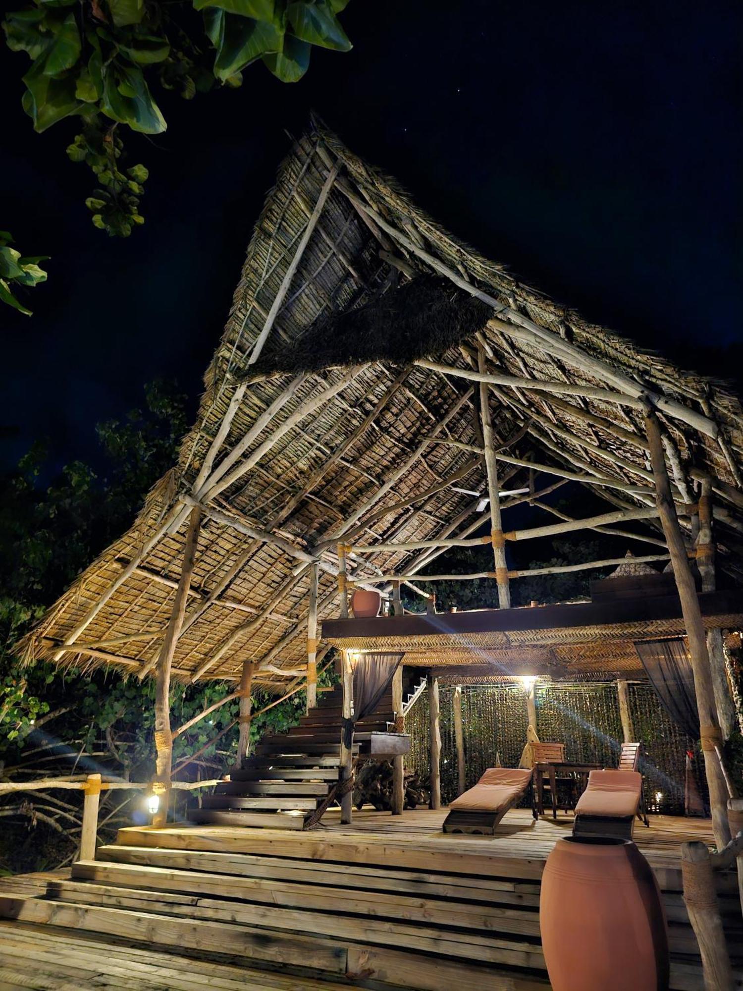 Fundu Lagoon Wambaa Buitenkant foto